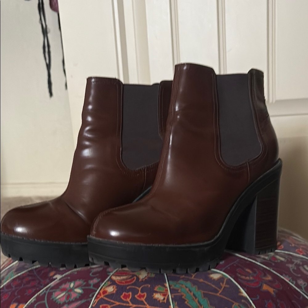 Elegant Brown Leather Ankle Boots